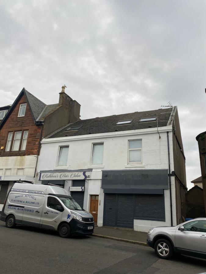 2 Bedroom Apartment In Saltcoats Town Beside The Seaside Buitenkant foto