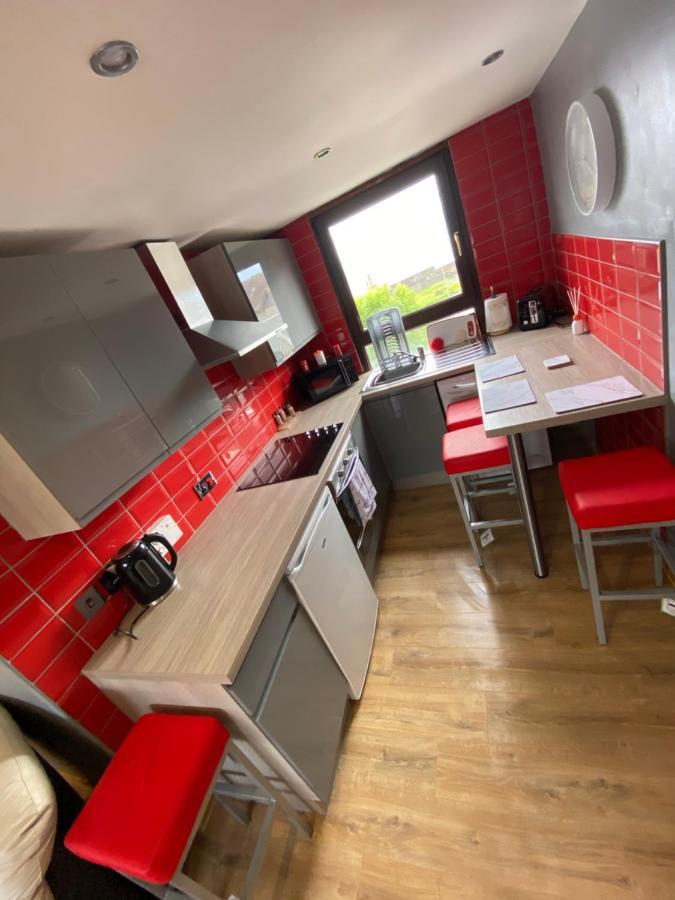 2 Bedroom Apartment In Saltcoats Town Beside The Seaside Buitenkant foto