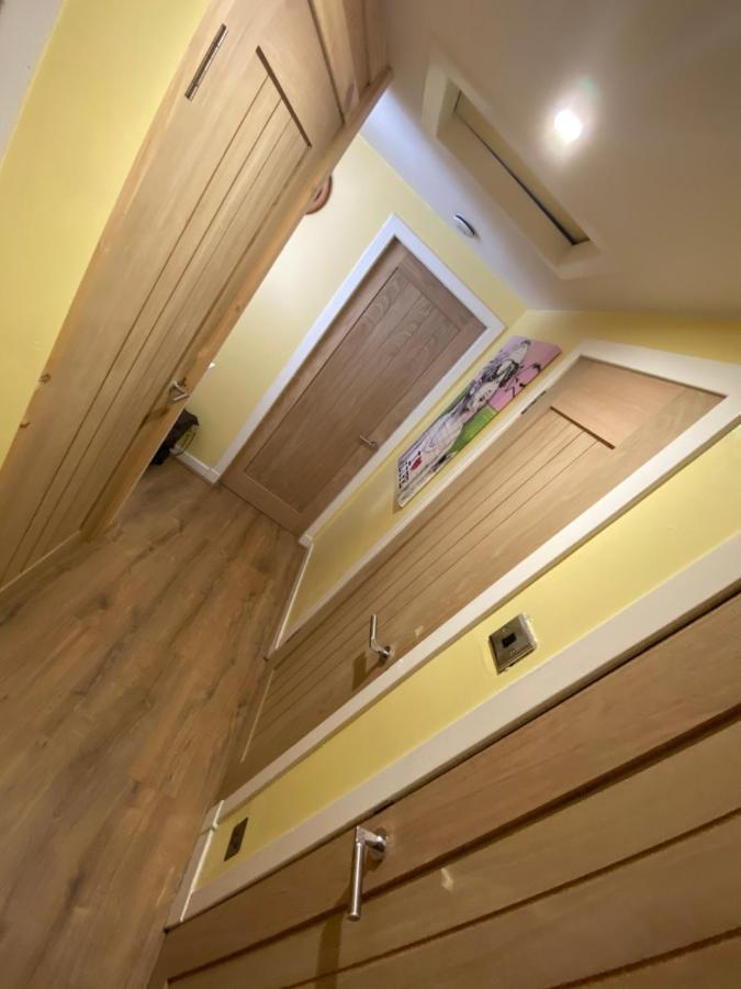 2 Bedroom Apartment In Saltcoats Town Beside The Seaside Buitenkant foto